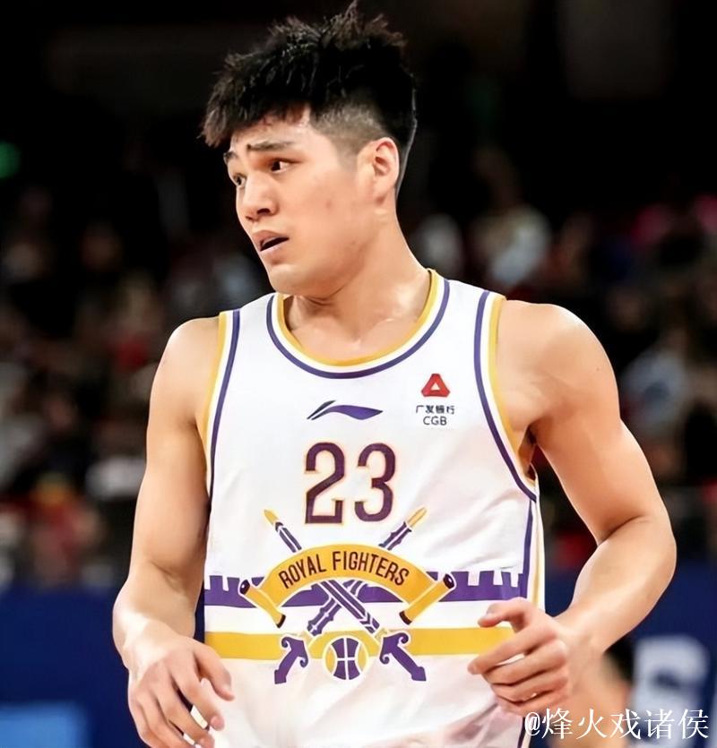 陈国豪社媒分享片段:期待在广州见到你们,把声音还给我们的主场 陈国豪社媒分享片段:期待在广州见到你们,把声音还给我们的主场