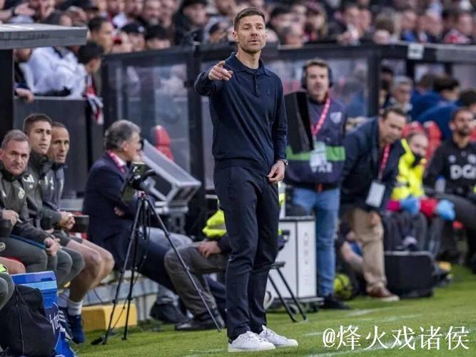 首胜!穆里尼奥击败欧洲四冠王,皇马决定欧冠成 首胜!穆里尼奥击败欧洲四冠王,皇马决定欧冠成