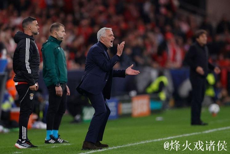 62岁穆帅里程碑战KO孔蒂！率队从4连败到2连胜，